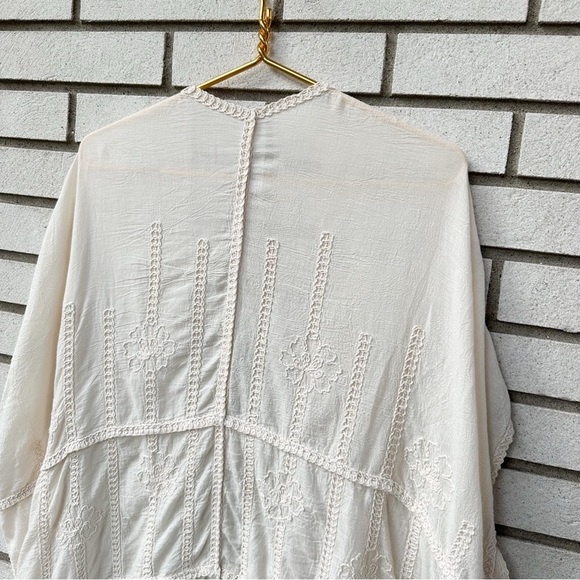 Chico’s Cream Embroidered Ruana Wrap Kimono Cardigan One Size Cotton Blend - Picture 12 of 15